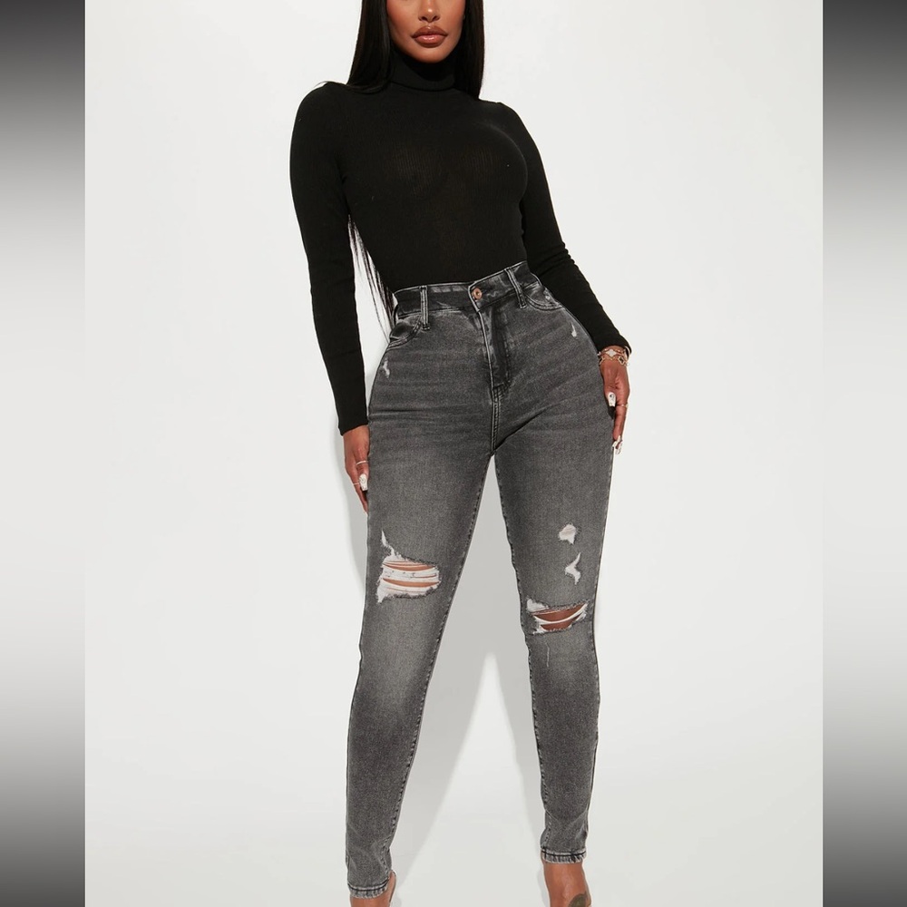 Size 0 Fashion Nova Grey High Rise Jeans